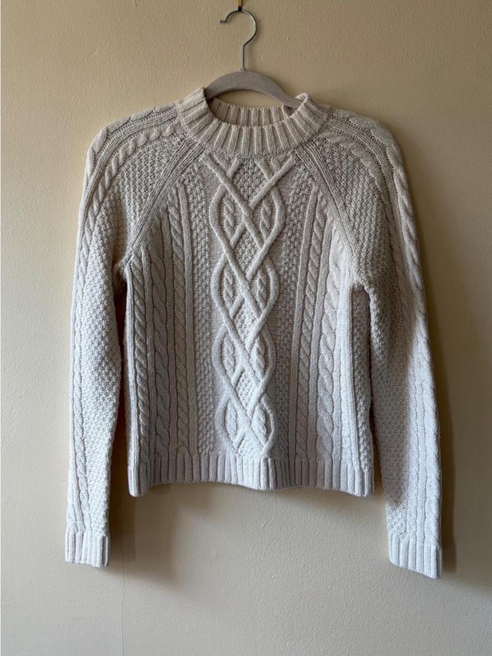 A&F Cream Cable Knit Crewneck Sweater - Size XS